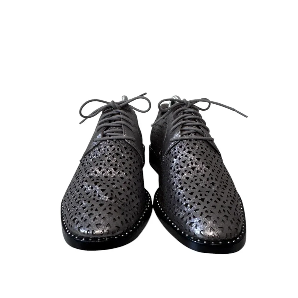 Vince Camuto Metallic Pewter Perforated Leather Studded Oxfords Shoes Womens